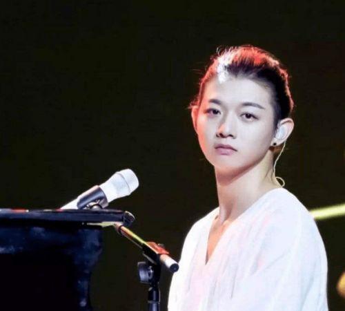 肖思远女友闺蜜爆料视频,揭秘背后惊人真相