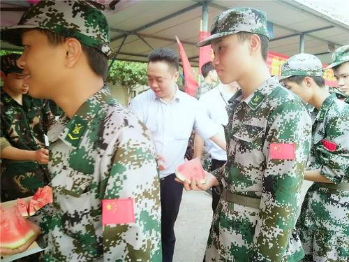 吃瓜群群众图片高清,吃瓜群群众众生相