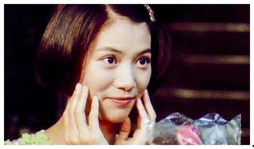 明星拿花的电影,揭秘明星拿花背后的电影故事