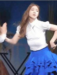 明星演出尴尬图片,尴尬瞬间成网友热议焦点