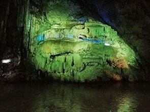 明星去燕子洞,星光熠熠下的洞穴奇观