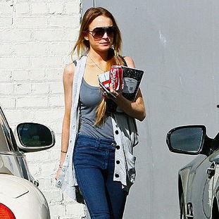 女明星背心装,女明星背心装时尚解析